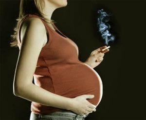 Pregnant women who smoke prior to pregnancy might deal with the tough challenge to stop cigarette cravings. Photo Credit: www.freemalaysiatoday.com